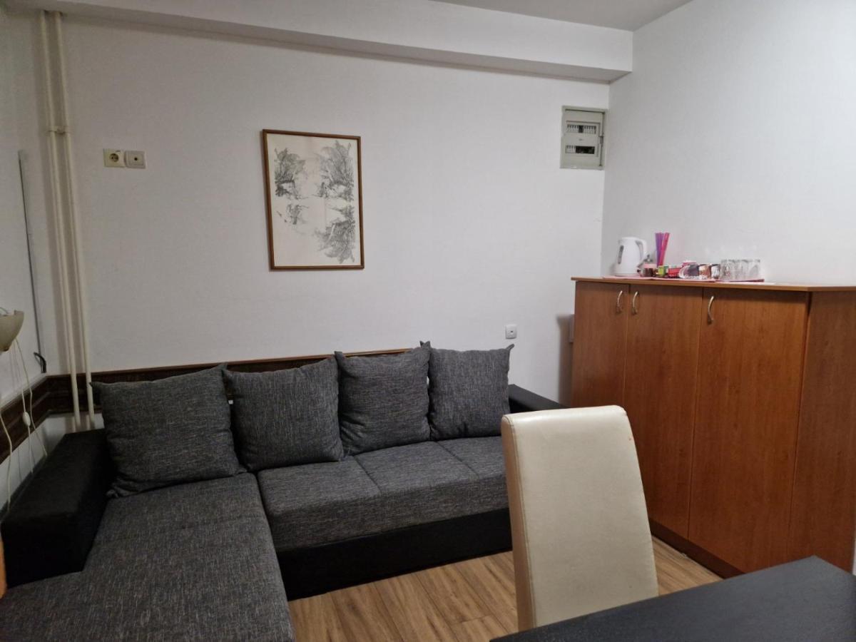杜加酒店 诺威萨 外观 照片