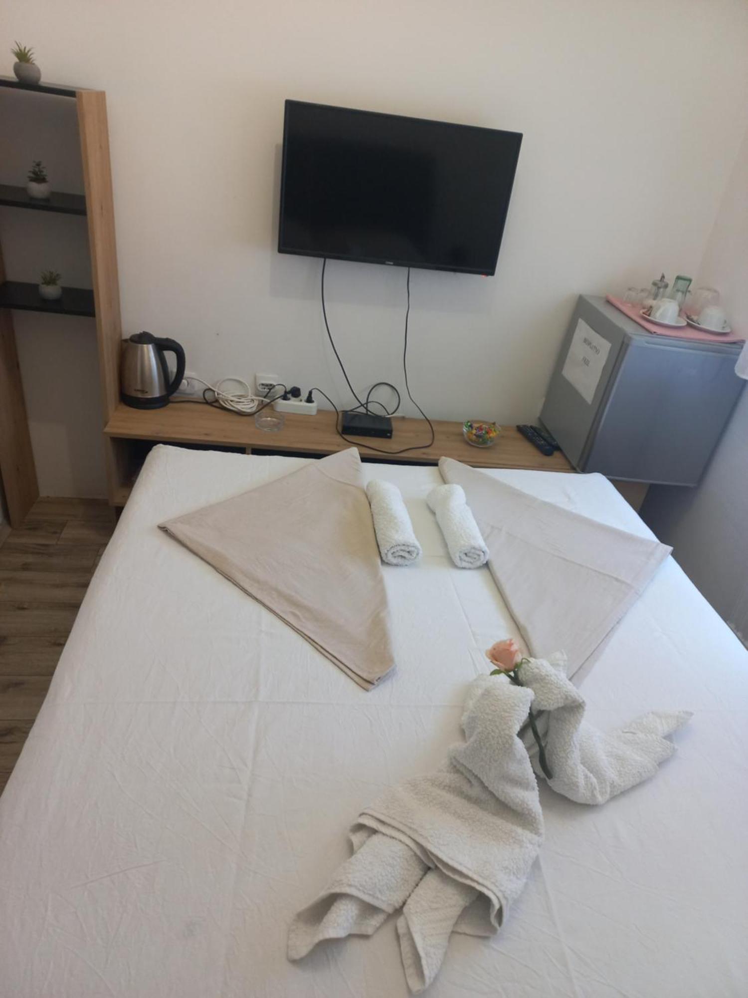 杜加酒店 诺威萨 外观 照片