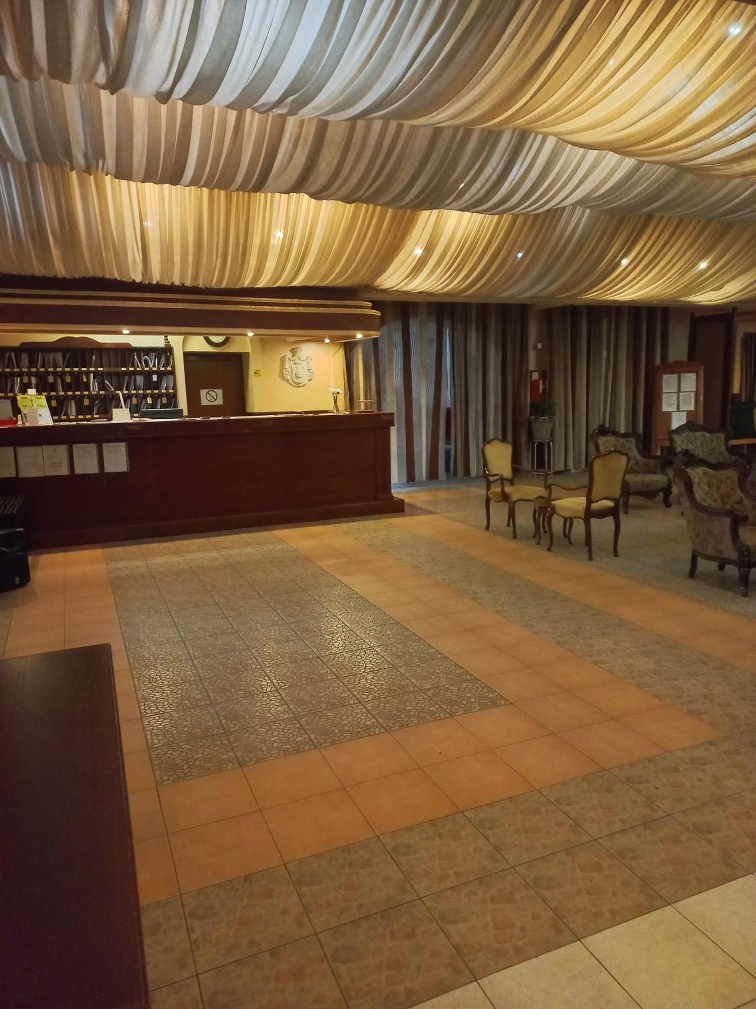 杜加酒店 诺威萨 外观 照片